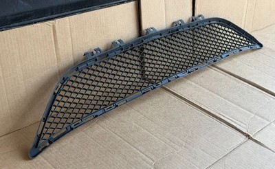 14 - 16 MERCEDES W212 E-CLASS FRONT CENTER LOWER BUMPER GRILLE A2128850124 OEM