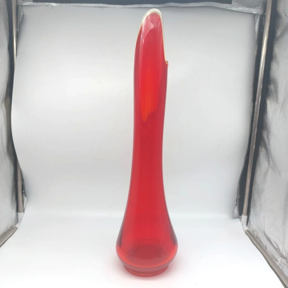 L.E. Smith 19″ Ruby Red Swung Glass Vase Smoothie Fat Bottom MCM 1960s Pedestal - Image 3 of 4