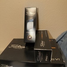 Titleist 2025 Pro V1 RCT Golf Balls - Radar Capture Technology Sleeves 