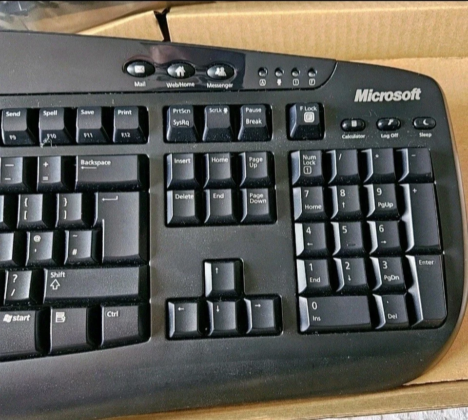 Microsoft Business Hardware Pack Keyboard Mouse With Disc & Box - Image 4 of 4