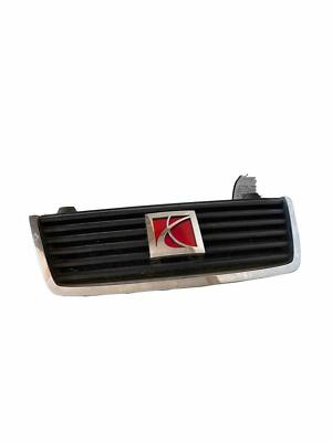 06 07 SATURN VUE Front Grille