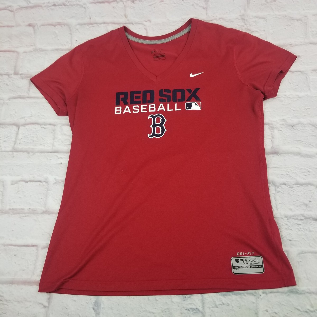 Nike MLB Boston Red Sox Womens Medium Dri-Fit Athletic V-neck Red