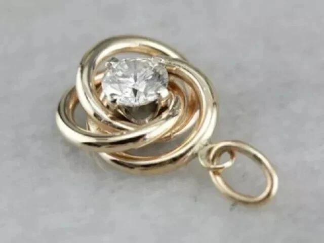 Colgante nudo amor moissanita real de 2 quilates corte redondo para mujer enchapado en oro amarillo de 14 k Foto 3 de 4