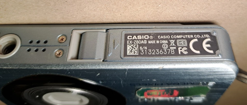 Casio Exilim EX-Z80A 8.1MP Compact Digital Camera Blue With Battery not tested - Image 4 of 4