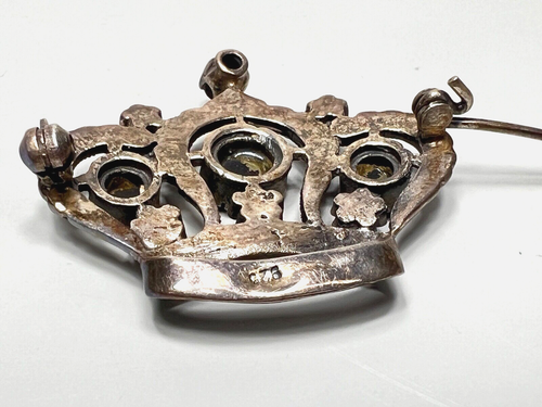 Vintage Sterling Silver Brooch Pin Crown Shaped Onyx & Marcasite Stones - Picture 5 of 6
