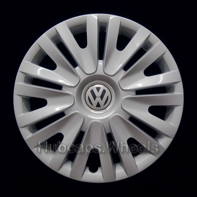 Volkswagen Golf 20102012 Hubcap Genuine Factory Original 61560 Wheel