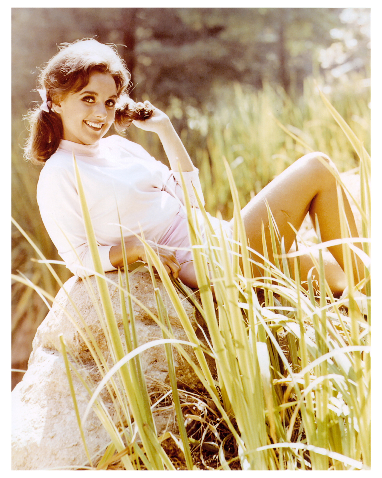 Of Dawn Wells Actress Mary Ann In Gilligan 8x10 Picture Celebrity Print