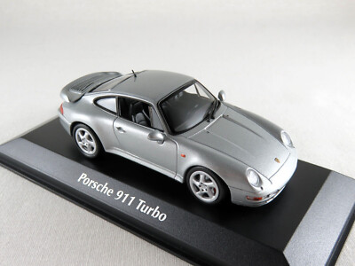 Porsche 911 993 Turbo 1995 Silver Minichamps 940069205 1:43