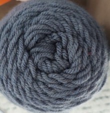 Bernat Super Value yarn 4 worsted color Steal Blue Heather 426 yards acrylic