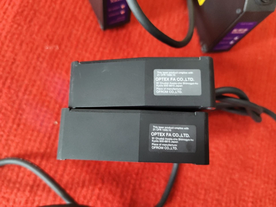 P:VT6 Optex CD4-30 Laser Measurement Sensor 25 to 35mm Range Class II  MFGD - Image 2 of 4