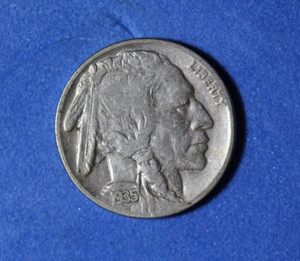 ESTATE FIND 1935 - Buffalo Nickel!! #P30075