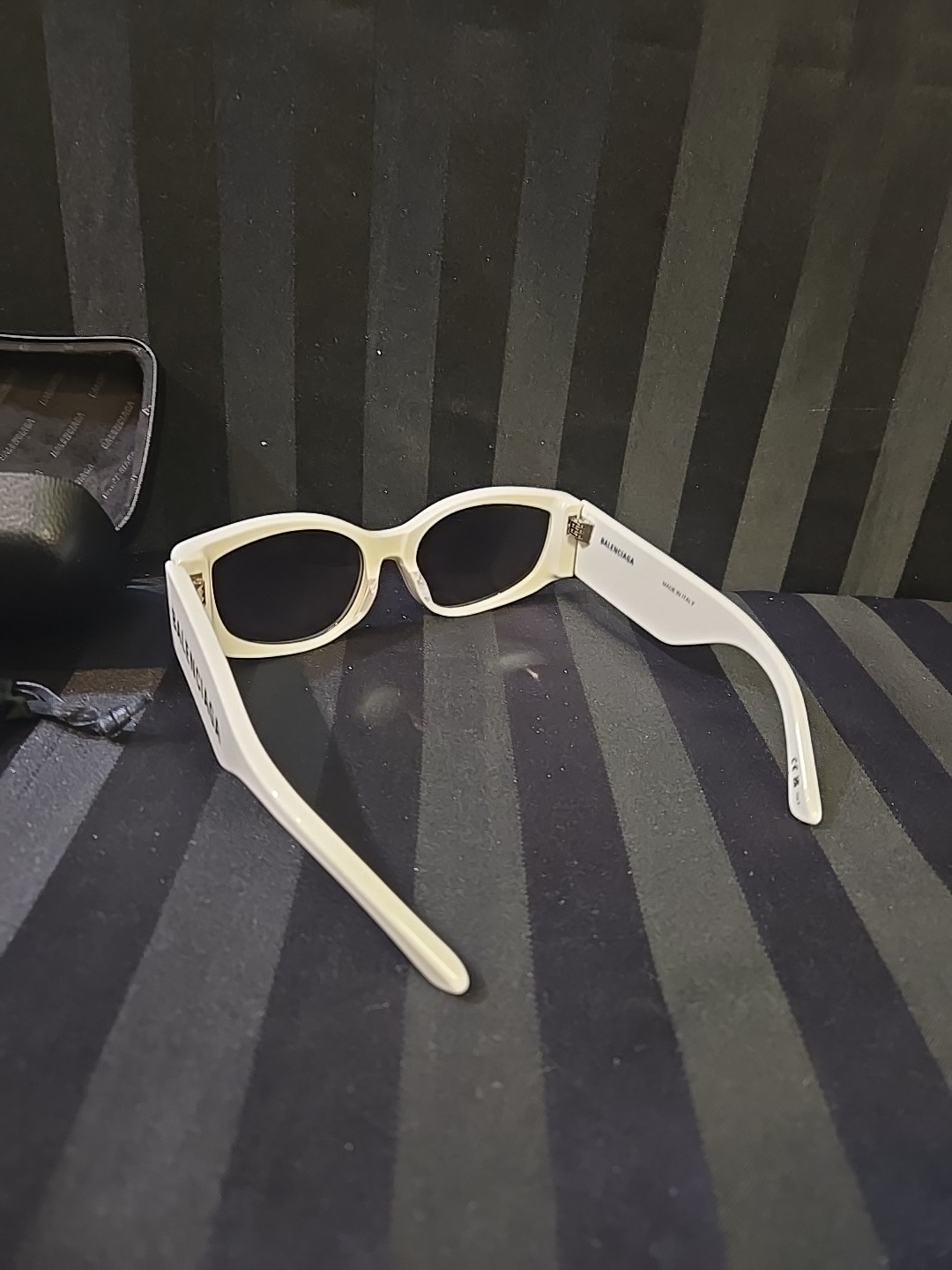 Balenciaga Women's Sunglasses XL Cat Eye White Frame With Case  thumbnail 5