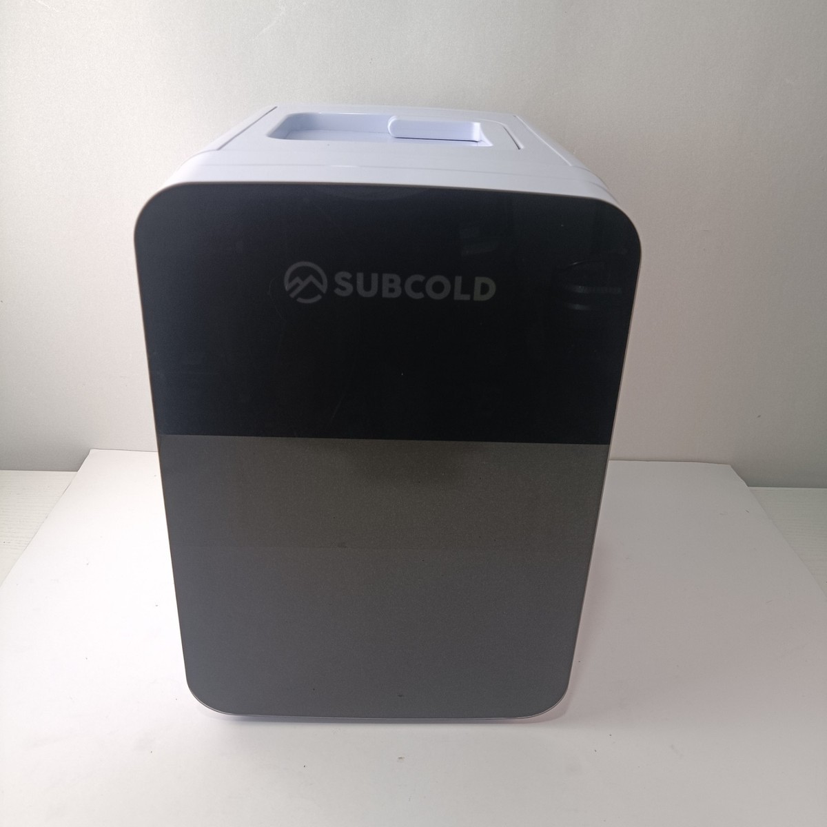 Subcold Mini Fridge Portable 10L Cooler/Warmer Ultra10 White As-New  Condition