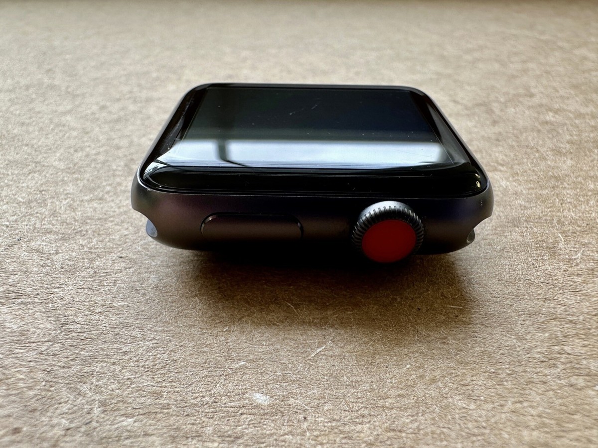 Apple Watch Series 3, 42mm, Space Gray, GPS Cellular A1861