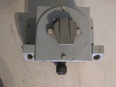Betts Industries Trailer Plug, SAE J560