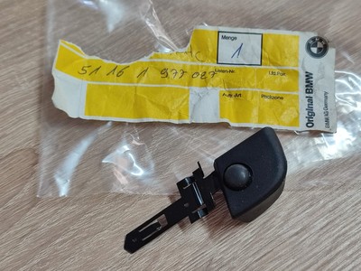 BMW E36 roller sun blind hook left !!NEW!! !!GENUINE!! 51161977027 