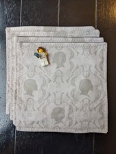 NEDKANTAR EVERYDAY CARRY edc hank, with microfiber back 8"x8" Princess Leia