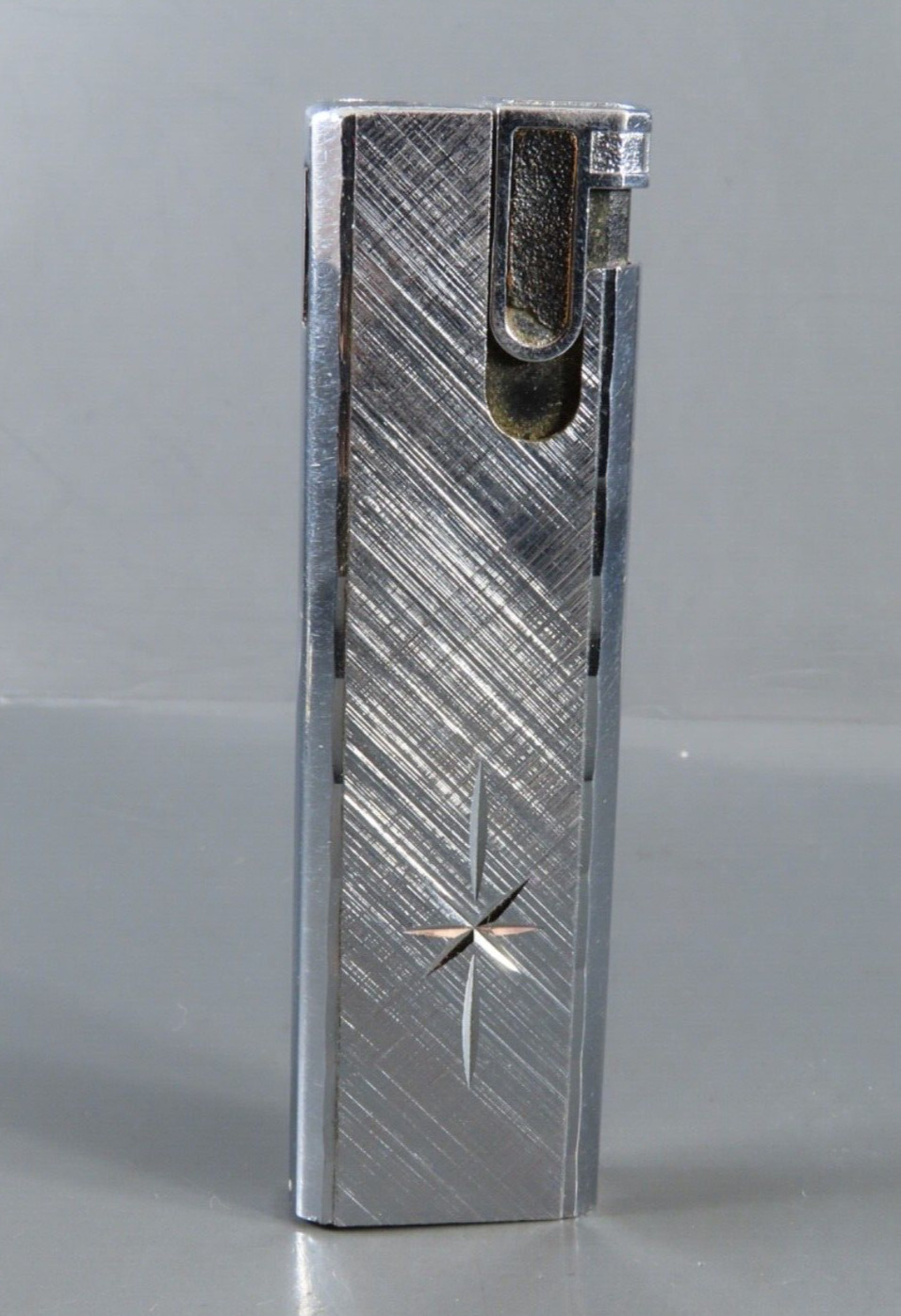 Chrome/silver Brushed W/starburst Mcm