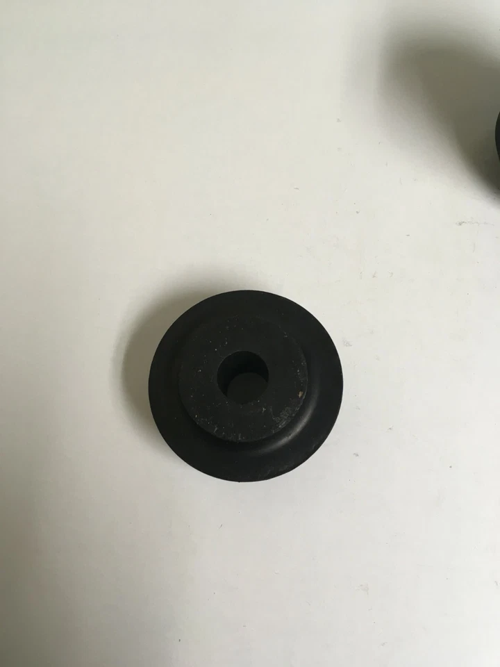 Two NORS Mopar 后下发动机 Mnt 39-40 克莱斯勒 DeSoto 道奇 39-48 普利茅斯  — 第 2/4 张图片