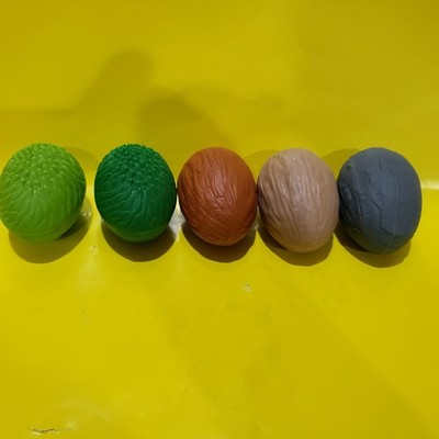 LOT OF 25 HARD TO FIND 3'' EASTER EGGS, GRASS, ROCK & DIRT COLORS, 5 OF EACH, BN