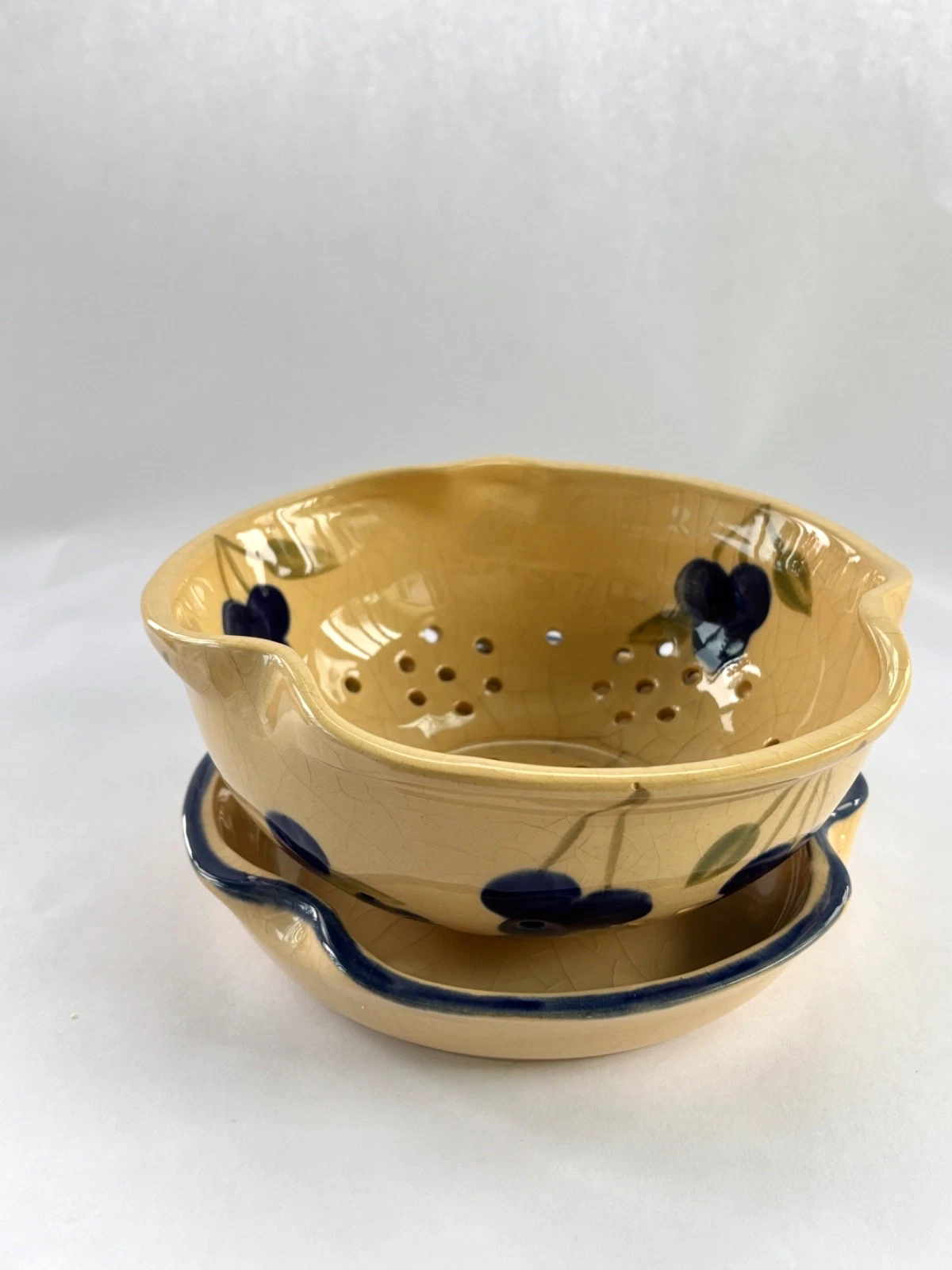 Rommel Nueva for Saparna Strainer Set | Handmade Ceramic Berry Bowl & Drip Tray