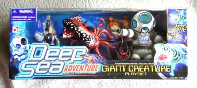 ULTRA RARE DEEP SEA ADVENTURE PLAYSET: GIANT CREATURE (CHAP MEI). BRAND NEW, OS!