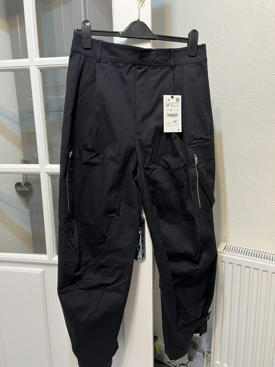 Cargo trousers hotsell with zips