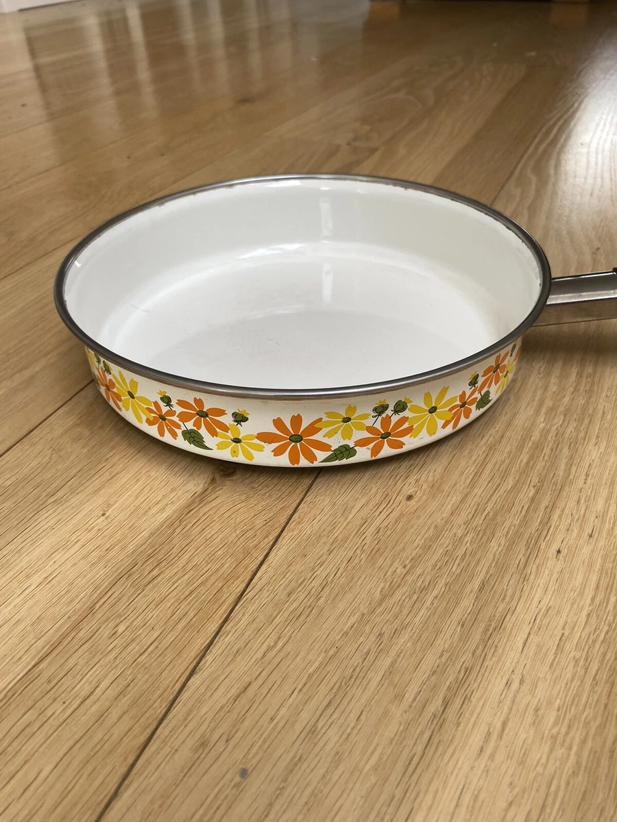 Vintage Prestige Country Kitchen Cookware 14cm frying pan good condition