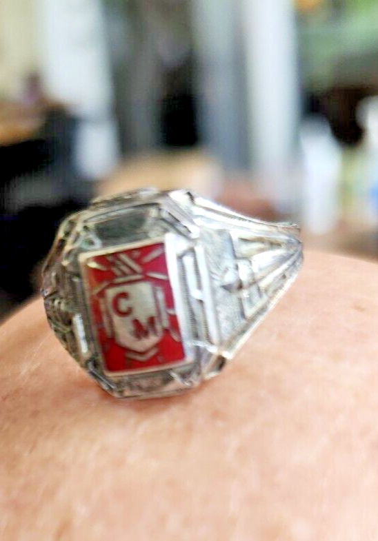 Vintage 1959 High School /college, Sterling Silver size 7 Ladies Class Ring,