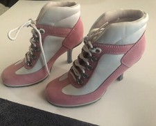 Vintage Rare Somethin  Else Skechers Pink Leather Sneakers W/Heels Size 6