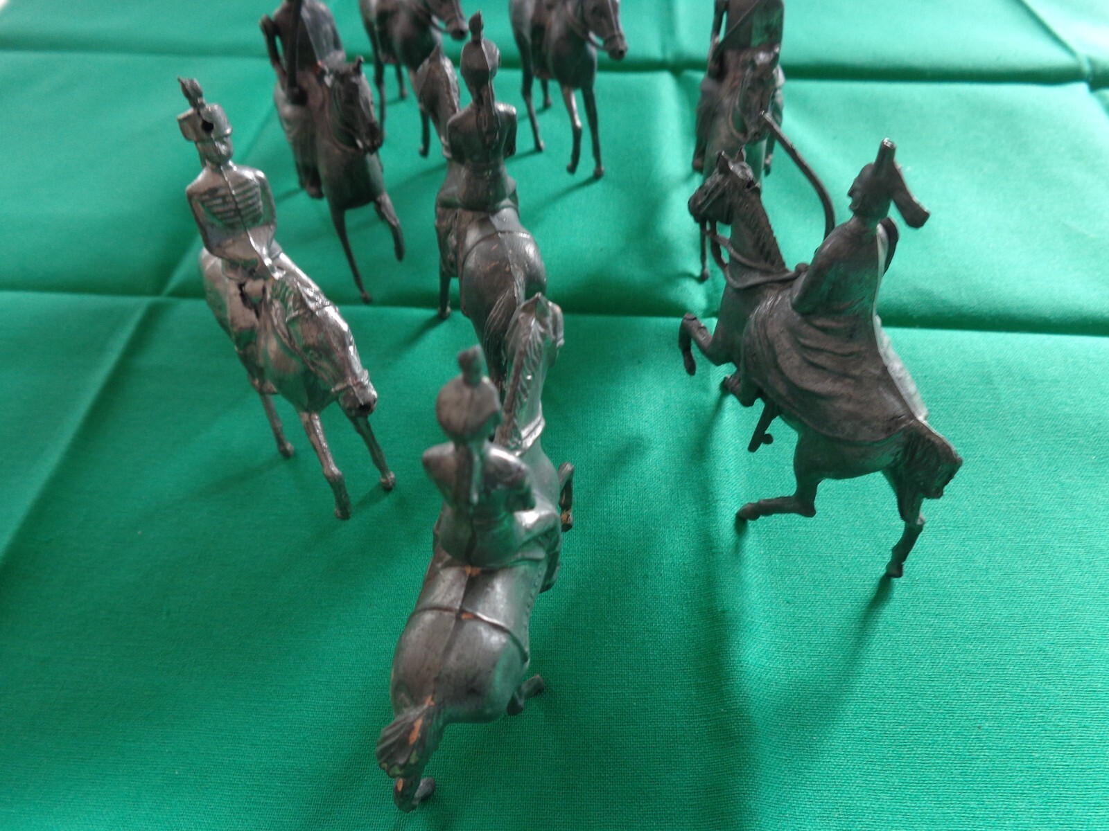 **Vintage JOHILLCO Lead Toy Horse Soldier Lot of 8 No Paint John Hill & Co.