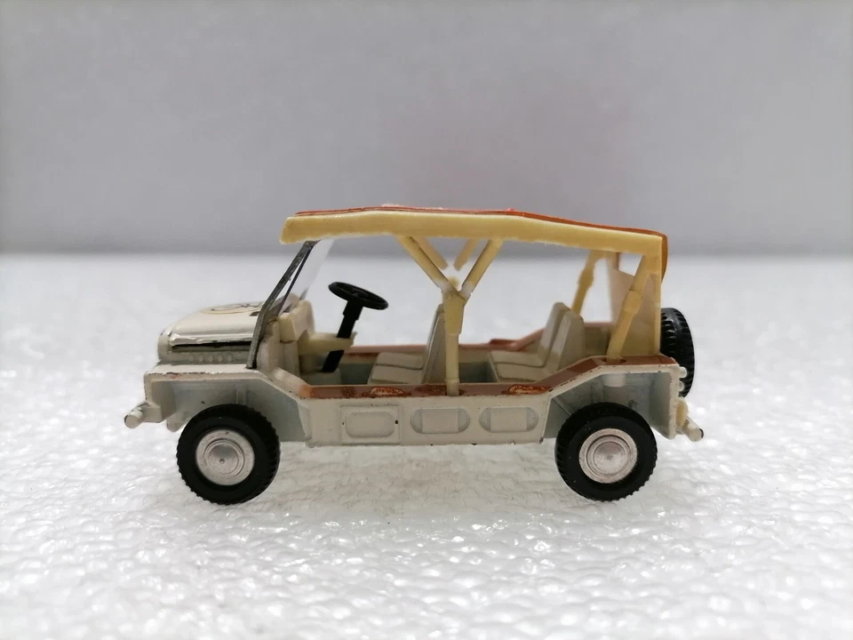 AUSTIN Mini-Moke The Prisoner - Vintage Dinky toys 106 , England 1967 - Image 2 of 4