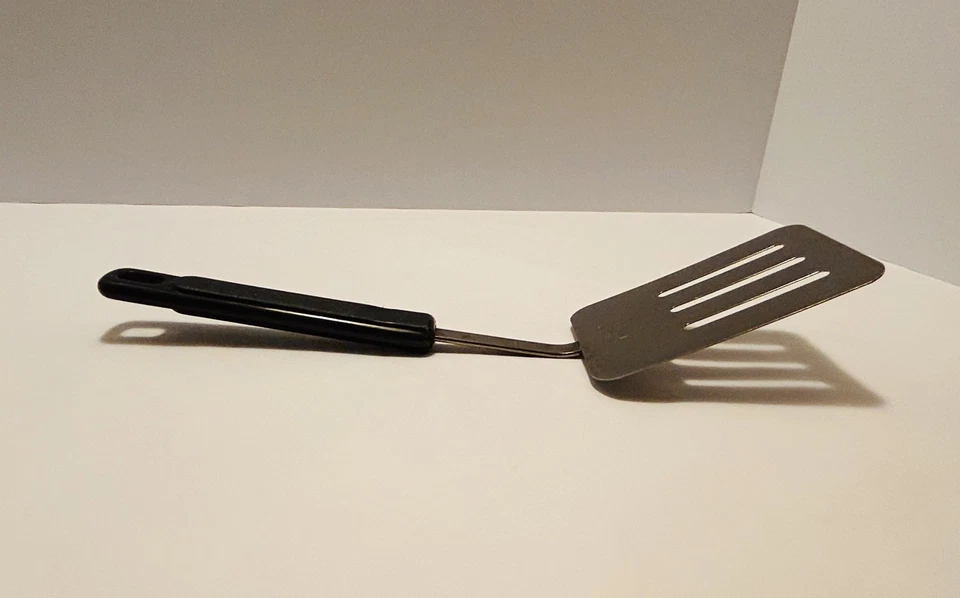 Espátula Giratoria Vintage Ekco Cromada 11” Mango Negro Buen Estado Foto 2 de 4