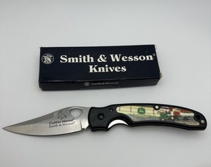 Smith & Wesson Cuttin Horse Folding Knife John Deere Collection With Box Unused
