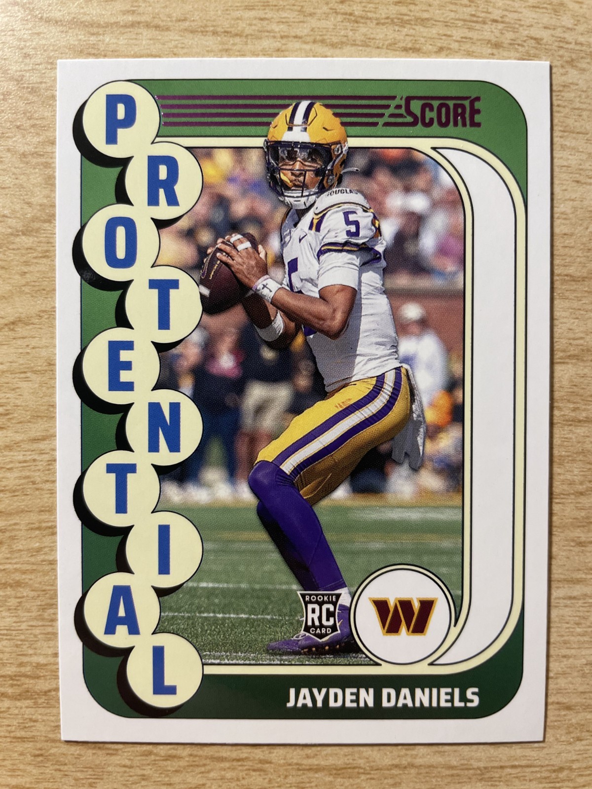 2024 Panini Score - Jayden Daniels #3 Protential Rookie Pink