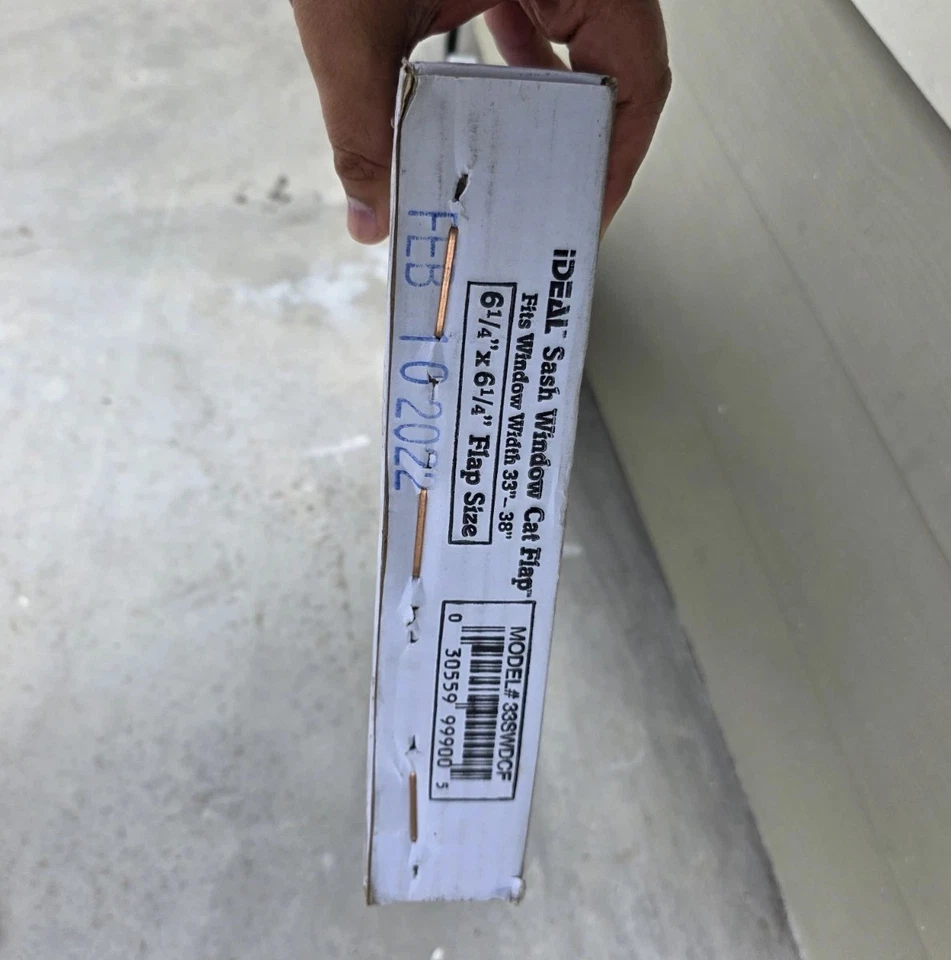 IDEAL Sash Window Cat Flap - 33-38 Inches Model 33SWDCF - Image 3 of 4