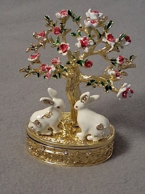 Schmuck Schatulle Emaille Strass Hase Bonsai Asia Kirschbaum Faberge Stil Ostern