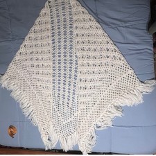 VTG Handmade Handcrafted Crochet Oversize Cottagegore shawl Minimalist Neutral