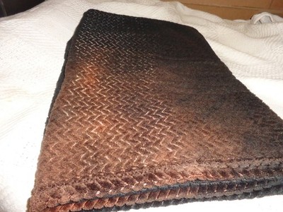 walmart mainstay black blanket. 50 x 60 inches. see discription