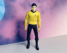 STAR TREK: TOS LIEUTENANT HIKARU SULU 7" ACTION FIGURE (2003, ART ASYLUM)
