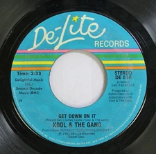 Soul 45 Kool & The Gang - Get Down On It / Steppin' Out On De-Lite Records