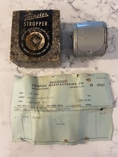 Vintage Twinplex Razor Blade Stropper Classic Gillette Sharpener ~ WITH BOX.