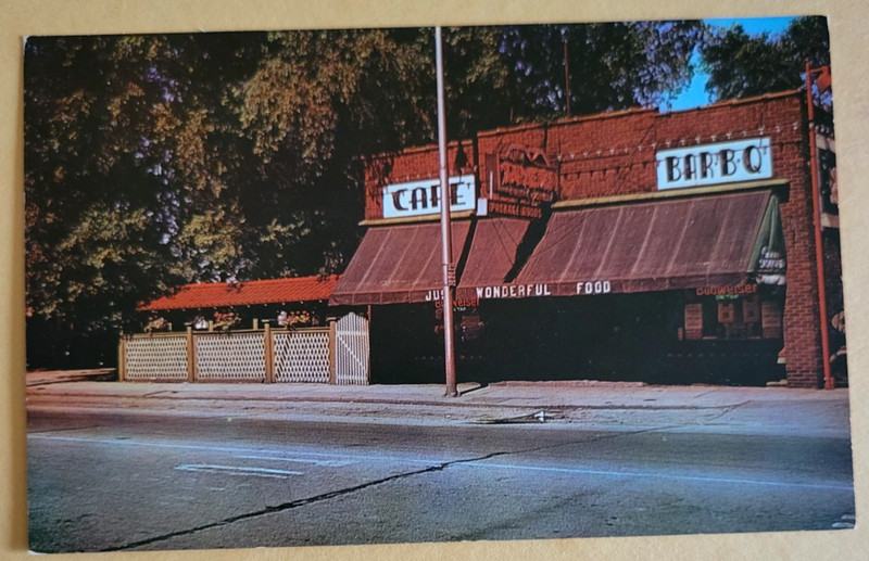"The Tavern" Corner of Neil & Green Sts. U.S. Rte 45 Champaign Illinois Postcard