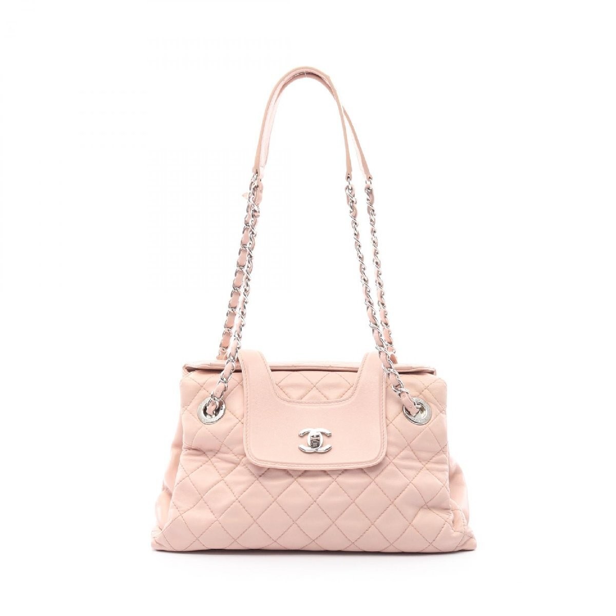 Chanel Matelasse Lambskin Shoulder Bag in Classic Quilted Design 745162
