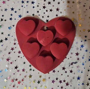Used Small Heart Silicone Mold 6 Cavity Candy Resin Soap Wax Chocolate