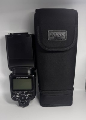 Nikon Speedlight SB-900 Shoe Mount Flash for Nikon DSLR Cameras - Tested Working