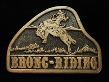 NG13131 VINTAGE 1976  BRONC-RIDING  RODEO COWBOY BRASSTONE BELT BUCKLE