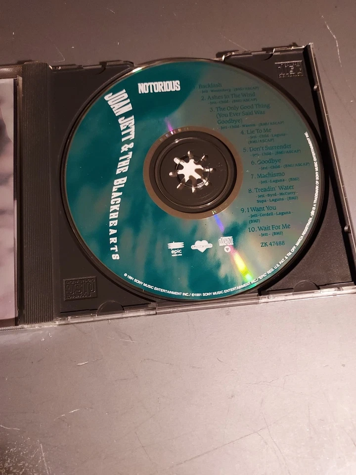 Joan Jett and the Blackhearts Notorious CD ZK-47488 OOP 1991 RARE MINT Foto 4 de 4