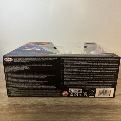 Lot de 2 figurines Super Sonic & Shadow 5" Sonic the Hedgehog 3 Movie Light Up neuves - Photo 3/5