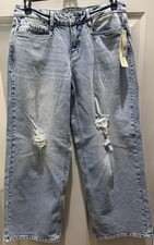 New No Boundaries Mid Rise Destructed Wide Leg Jean. Size 8. Great Casual Jean 